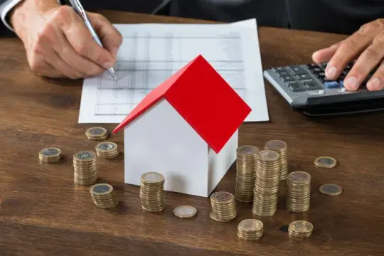 Kiedy nie trzeba płacić podatku od nieruchomości? Sprawdź warunki zwolnienia