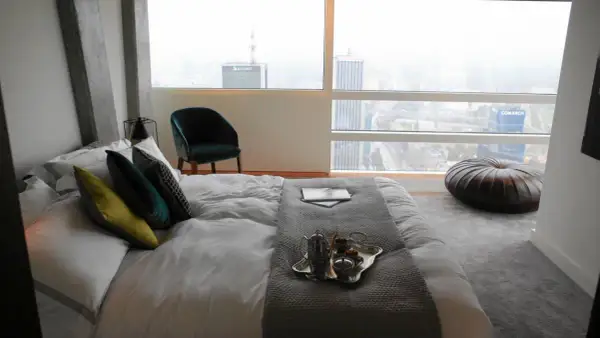 Ile kosztuje apartament na Złotej 44? Ceny, które zaskoczą inwestorów